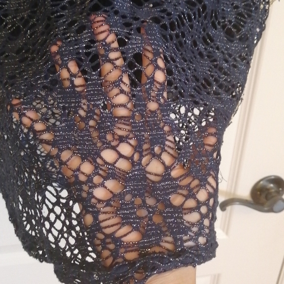 Top - Picture 3 of 7